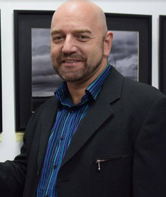 Fotograful e cel care vede lumea cum nu o vede oricine