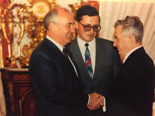 Cu Mihail Gorbaciov la răscruce de drumuri